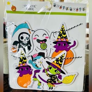 60” Hyde & Eek! Character Halloween Banner and Hyde & Eek! “Eeek!” Foil Banner